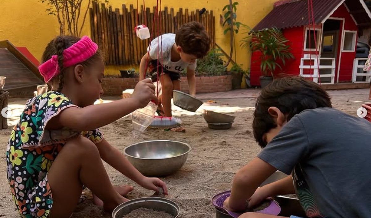 Criança na festa junina